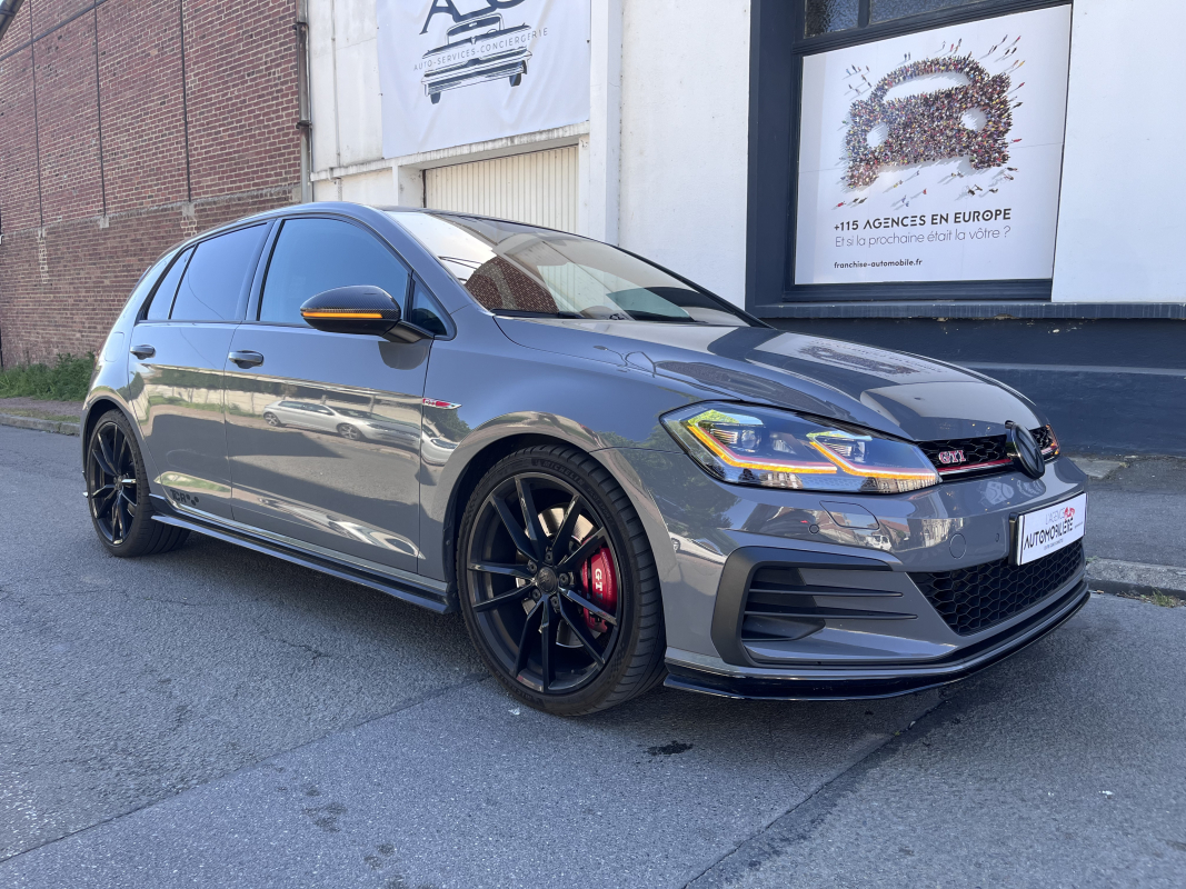 Volkswagen Golf — 9
