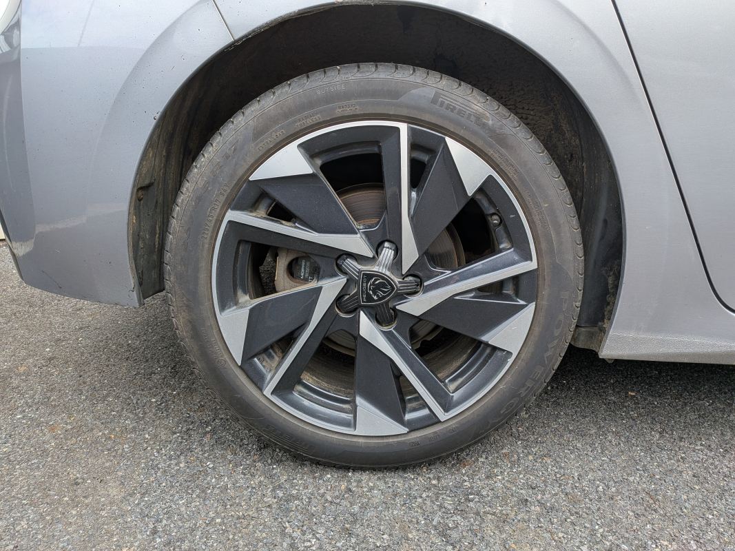 Peugeot 308 — 21