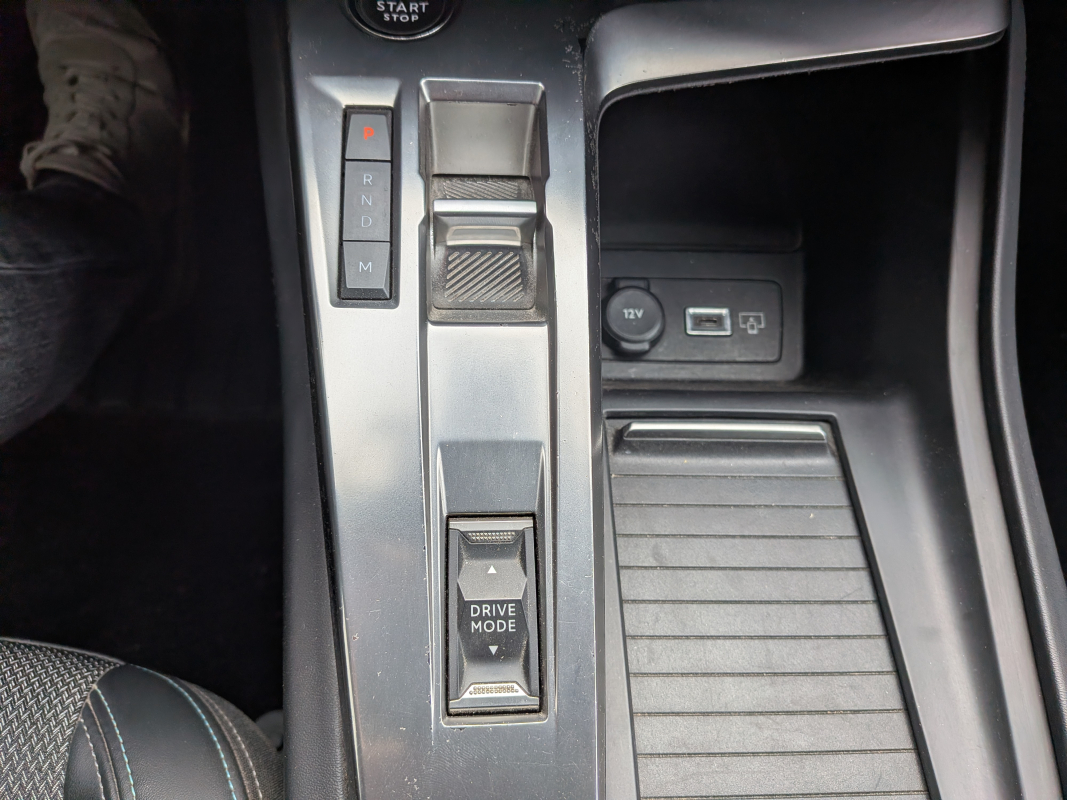Peugeot 308 — 15