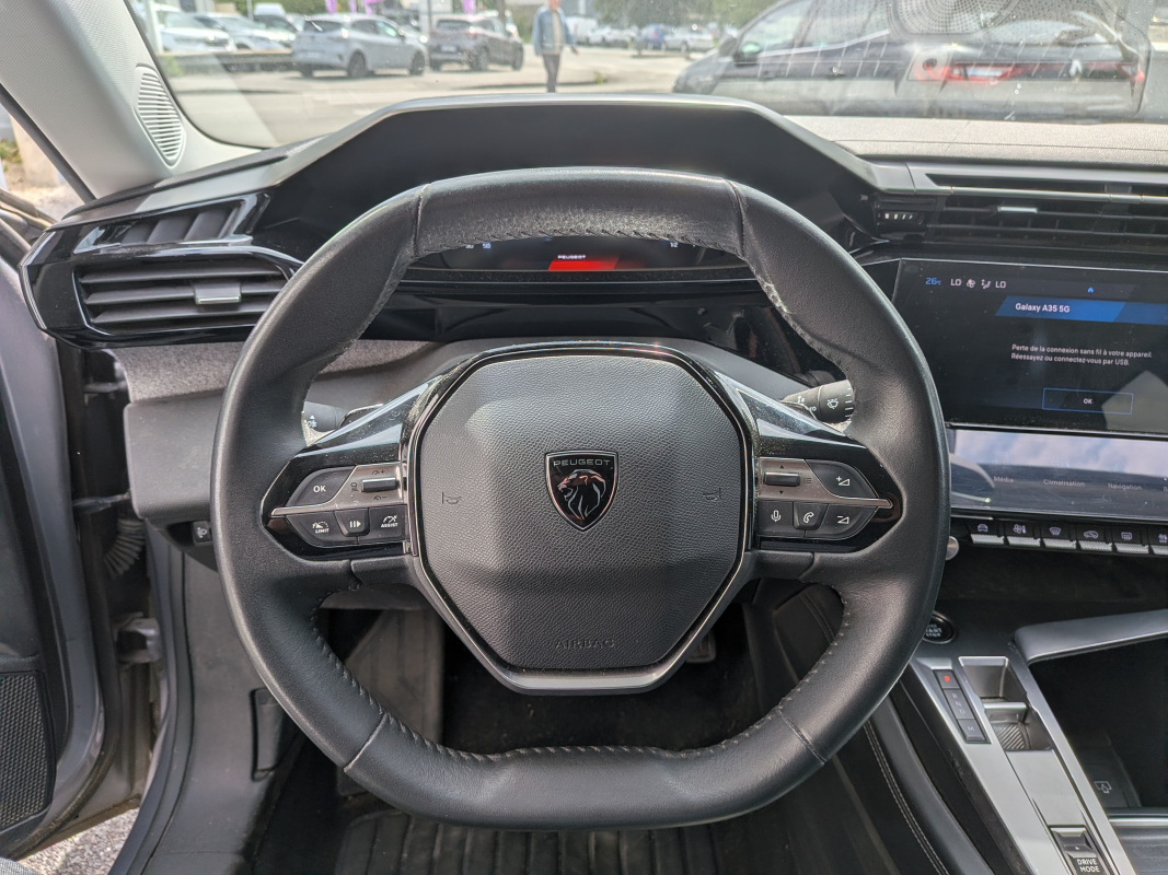 Peugeot 308 — 13