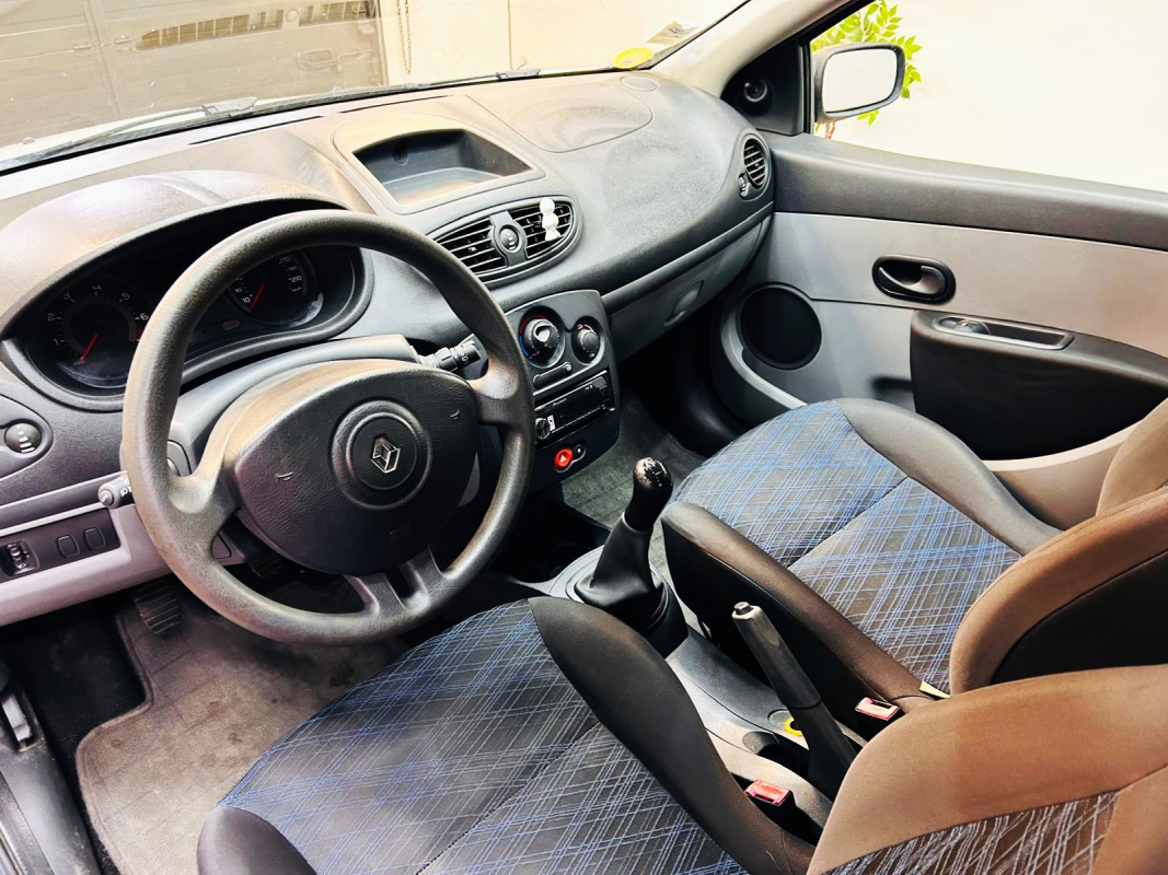 Renault Clio — 9