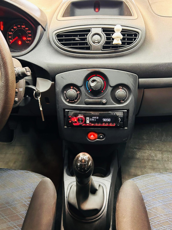 Renault Clio — 13