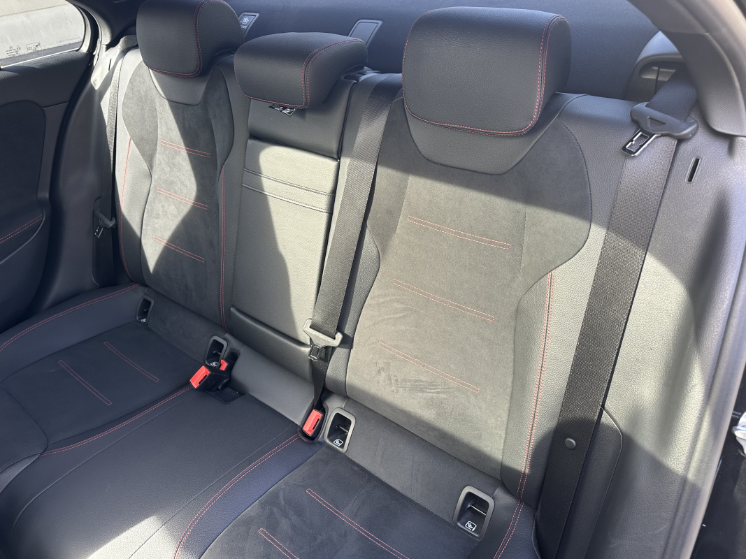 Mercedes Classe A Berline — 35