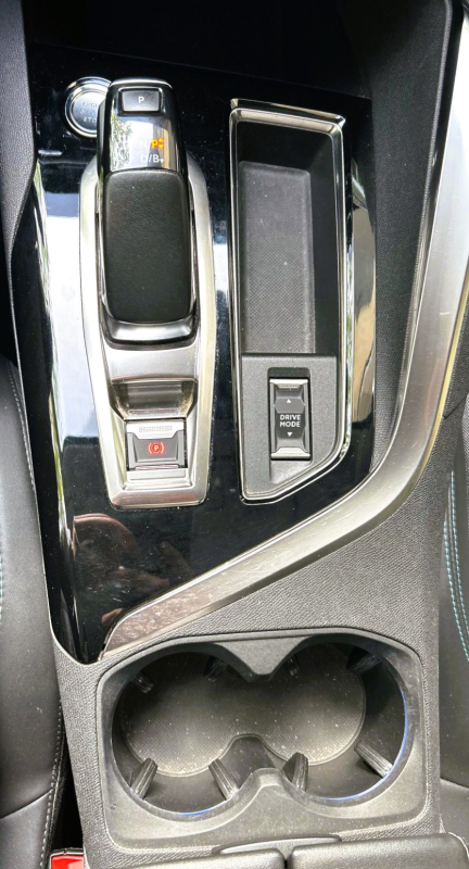 Peugeot 3008 — 14