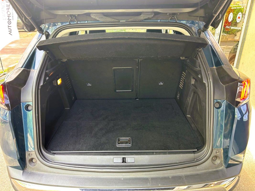 Peugeot 3008 — 32