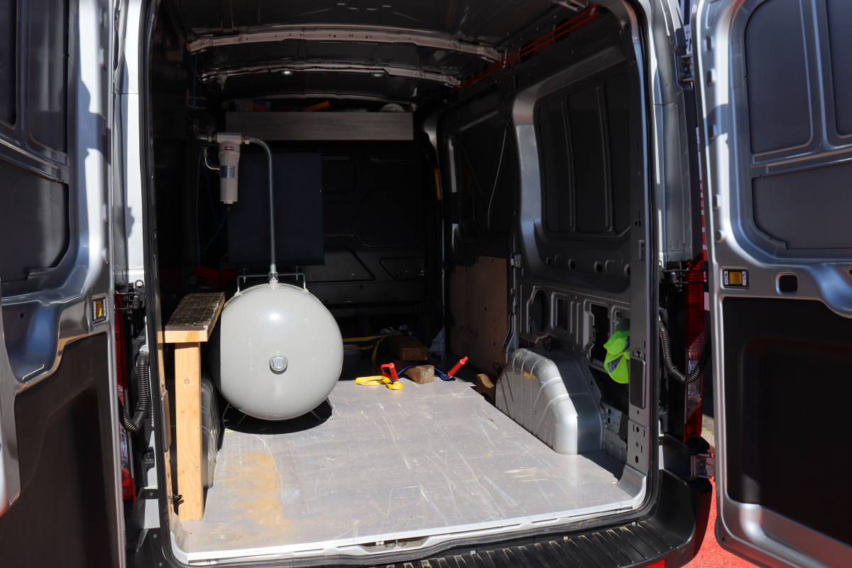 Ford Transit — 21