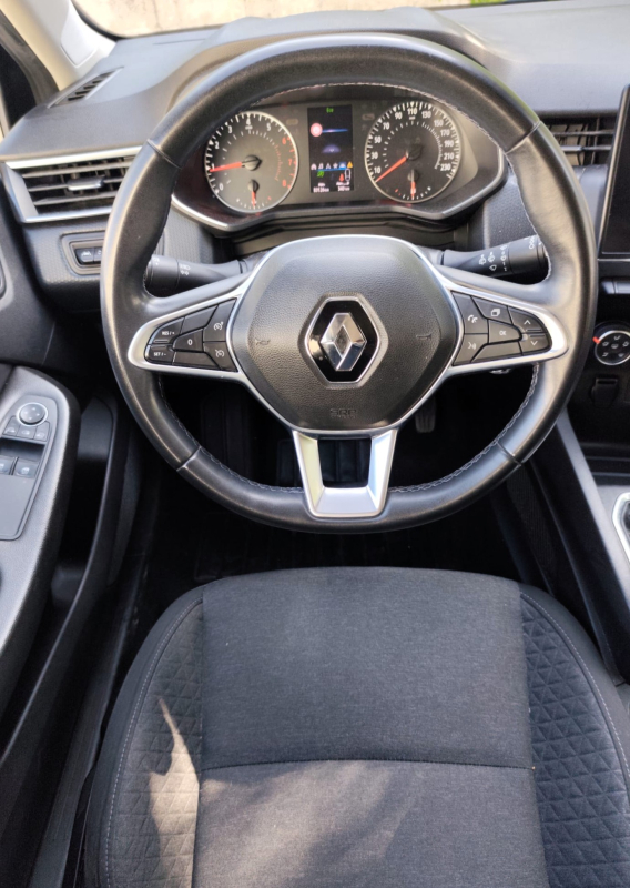 Renault Clio — 20