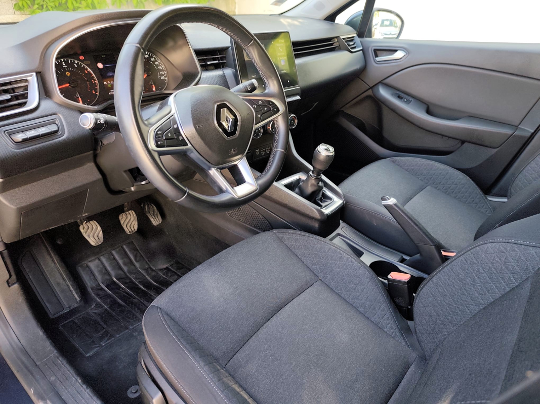 Renault Clio — 10