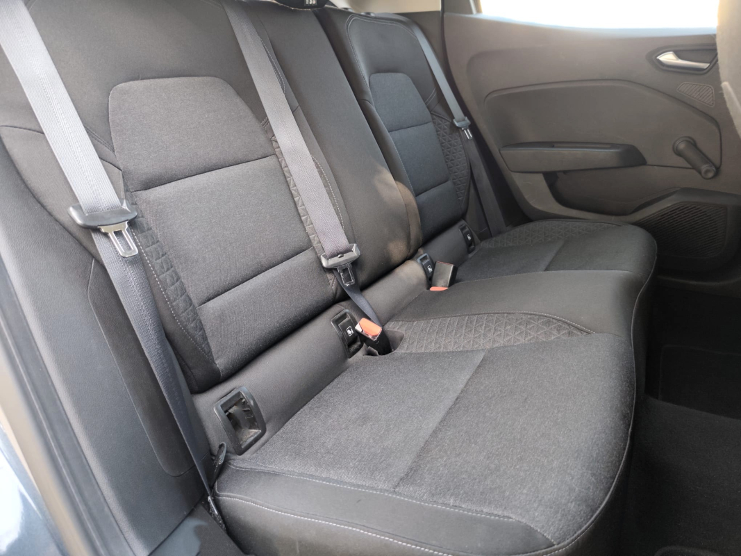 Renault Clio — 14