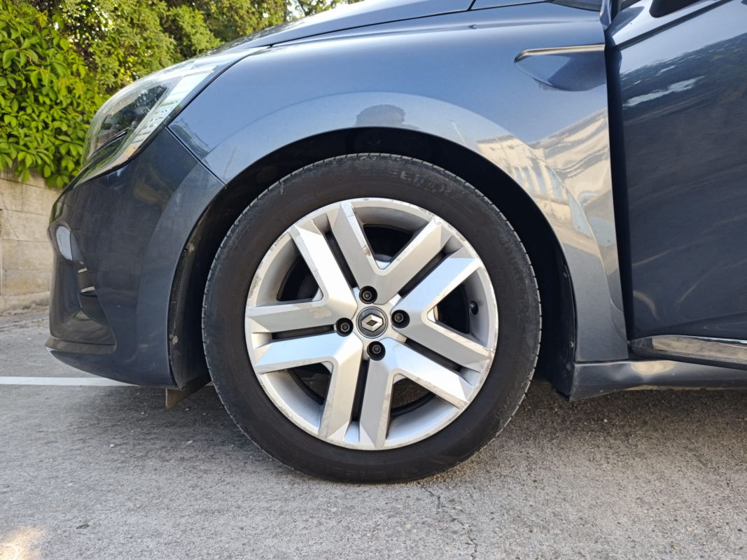 Renault Clio — 26