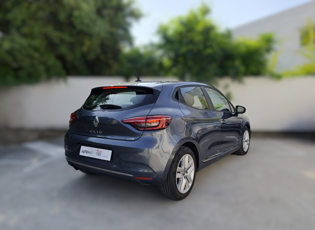 Renault Clio — 5