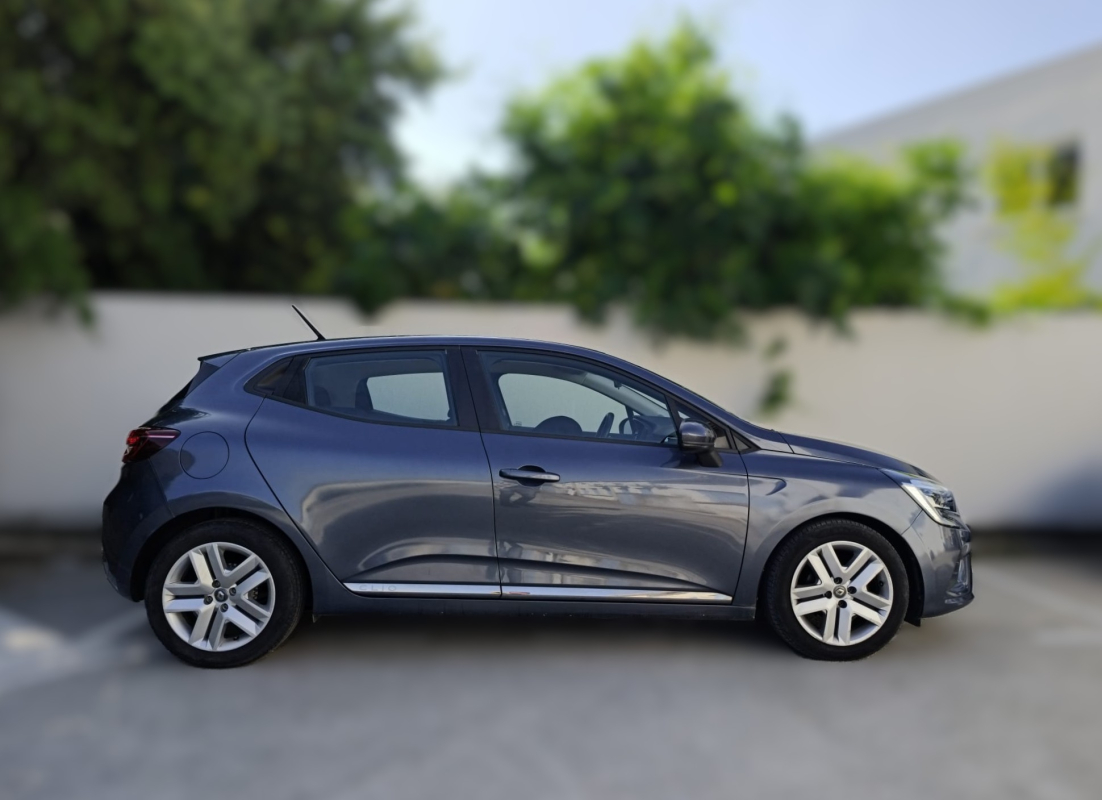 Renault Clio — 6