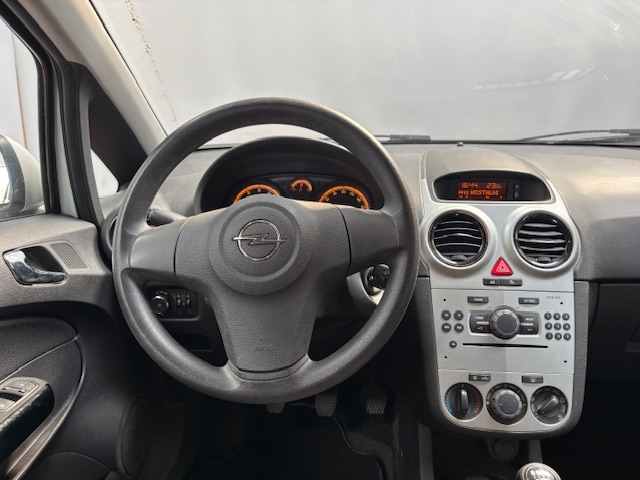 Opel Corsa — 16