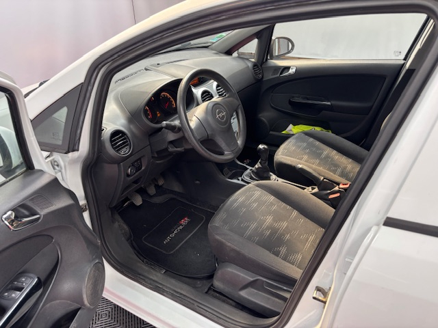Opel Corsa — 13