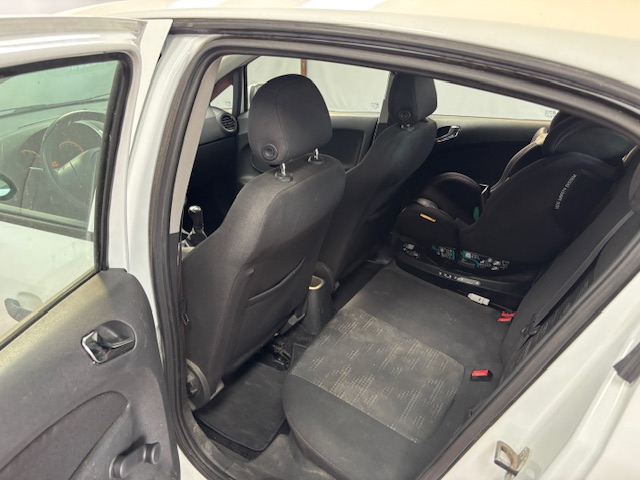 Opel Corsa — 19