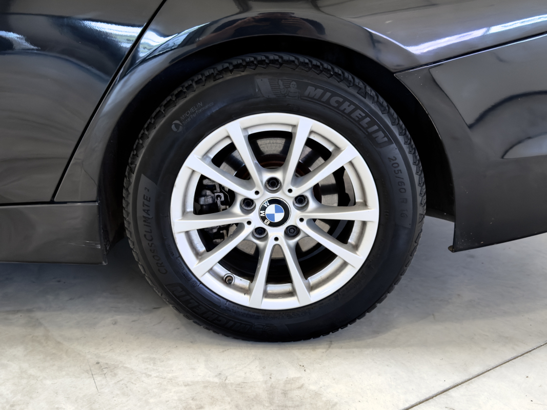 Bmw Série 3 — 25