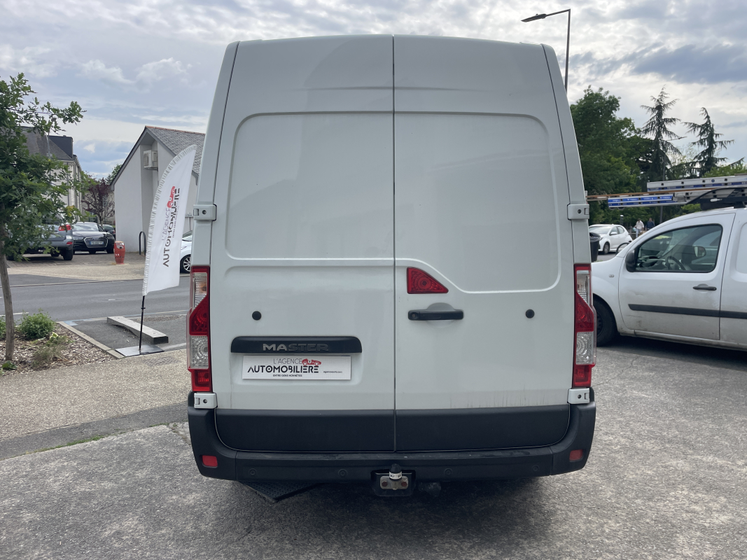 Renault Master — 6