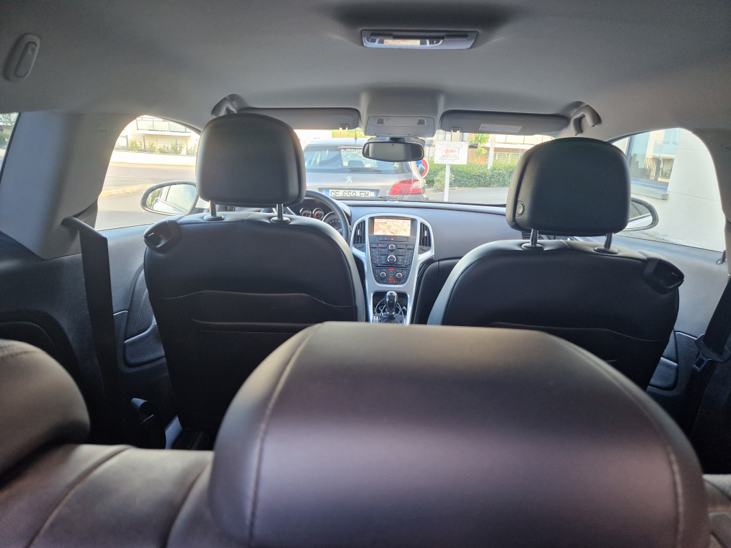 Opel Astra — 9