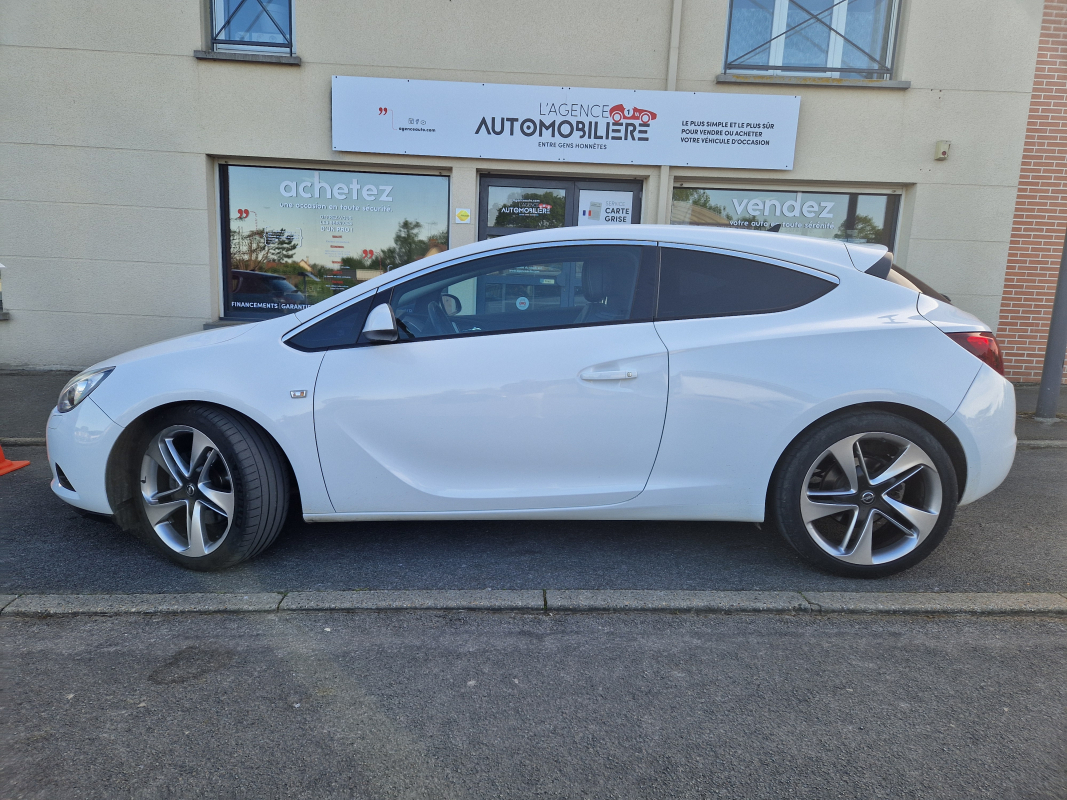 Opel Astra — 2