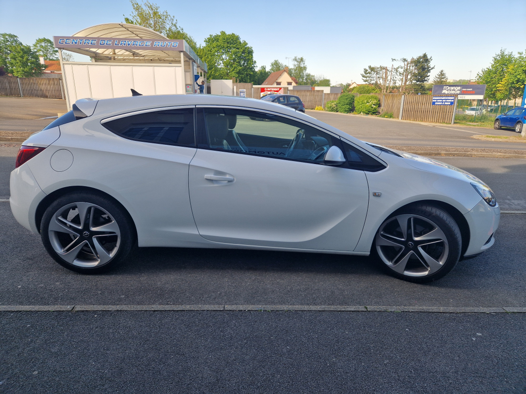 Opel Astra — 6