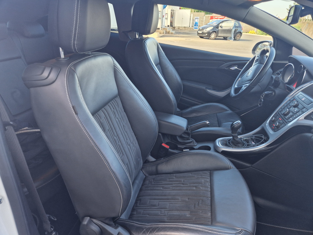 Opel Astra — 33