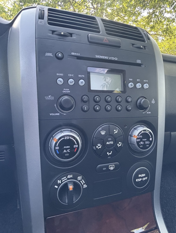 Suzuki Grand Vitara — 16