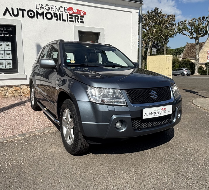 Suzuki Grand Vitara — 2