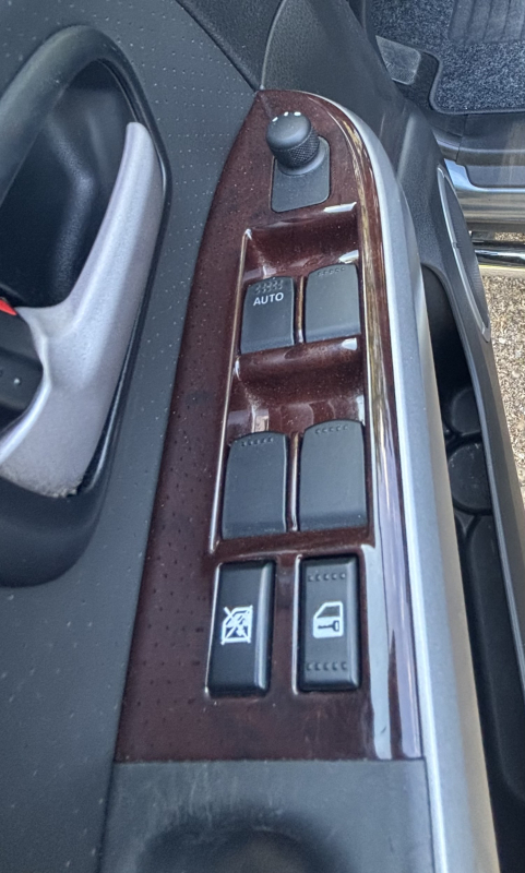 Suzuki Grand Vitara — 17