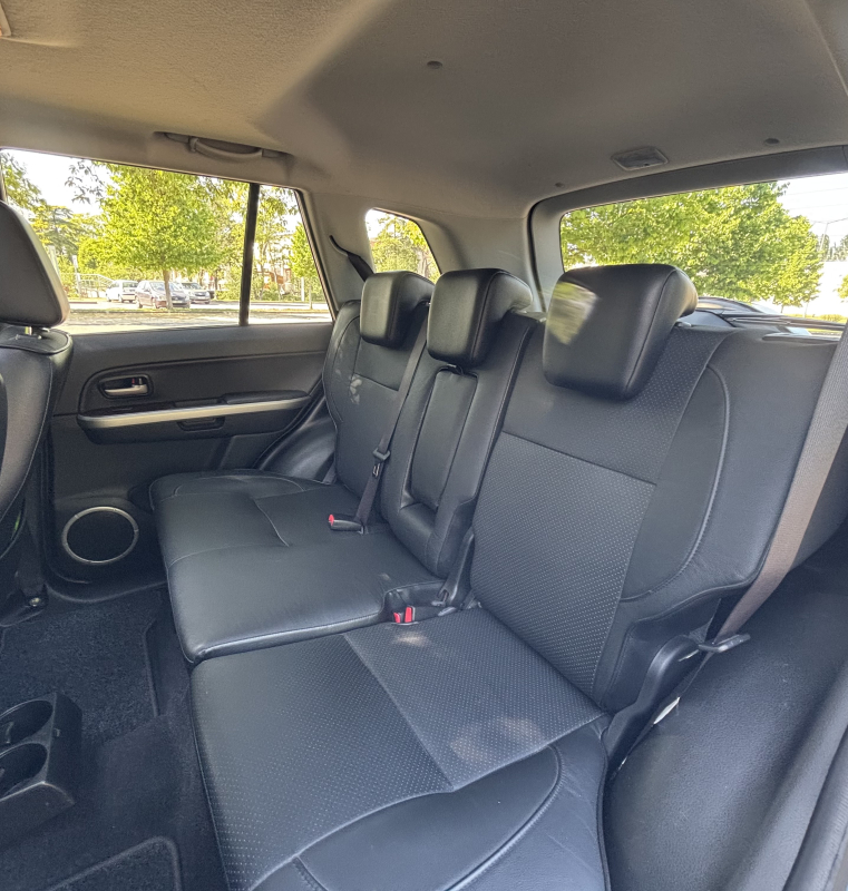 Suzuki Grand Vitara — 10