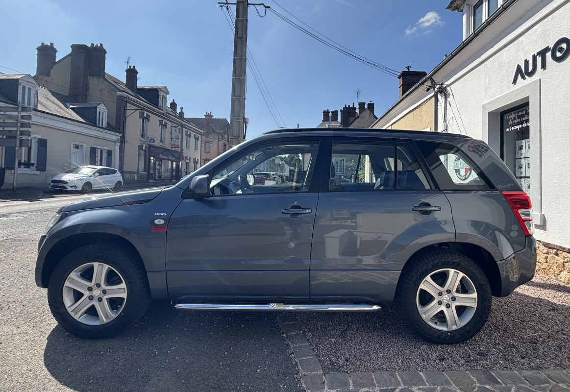 Suzuki Grand Vitara — 4