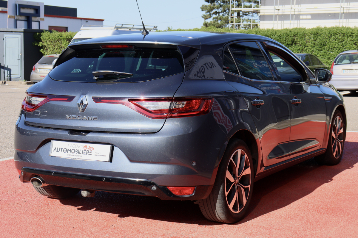 Renault Megane — 4