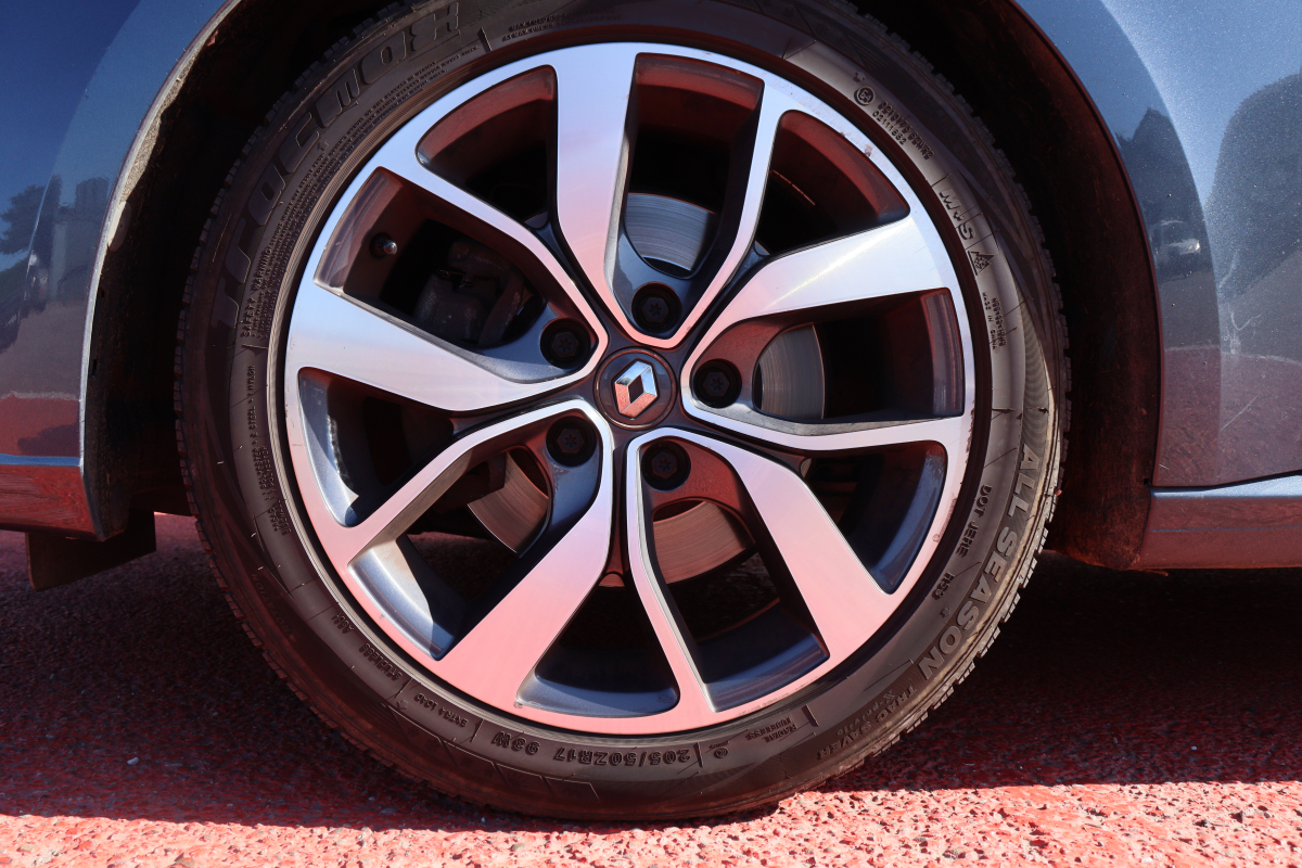 Renault Megane — 27