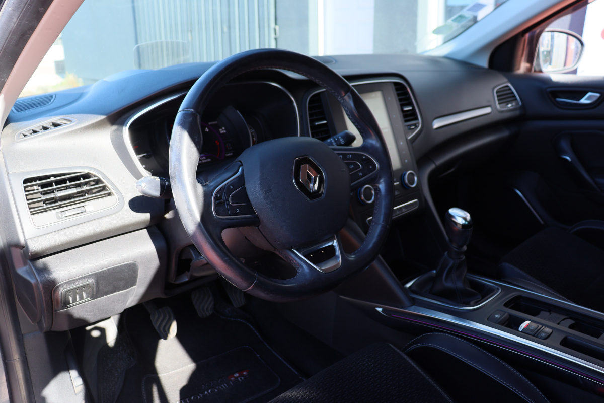 Renault Megane — 15
