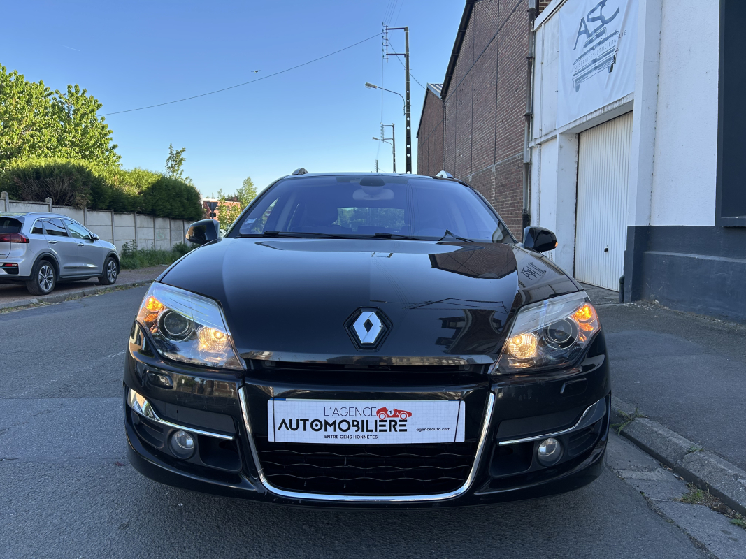 Renault Laguna Estate — 9