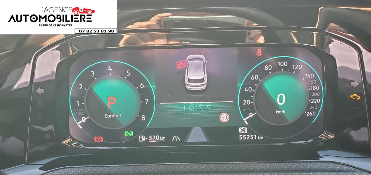 Volkswagen GOLF VIII — 14