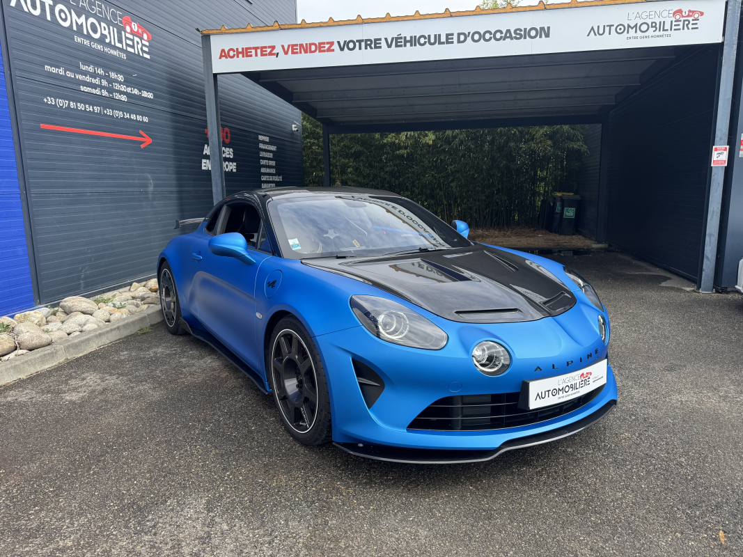 Alpine A110 — 2
