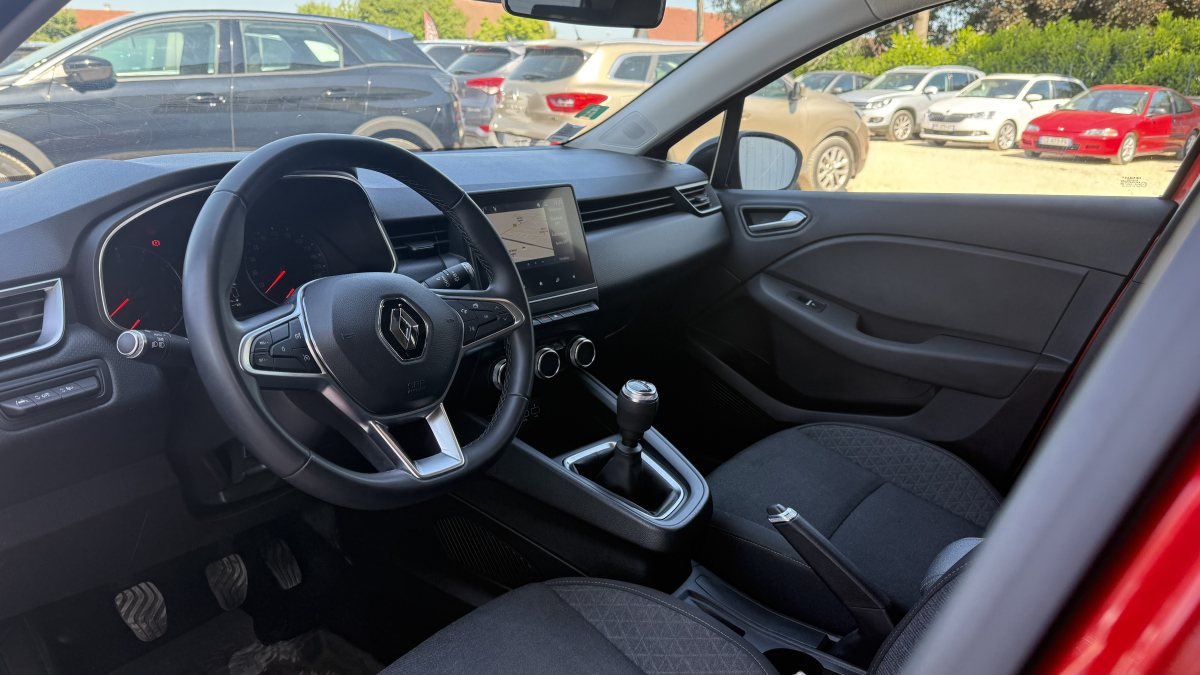 Renault Clio — 9