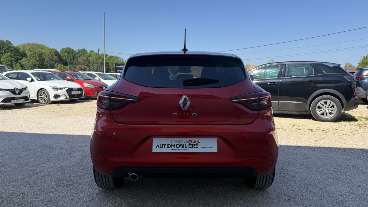 Renault Clio — 6