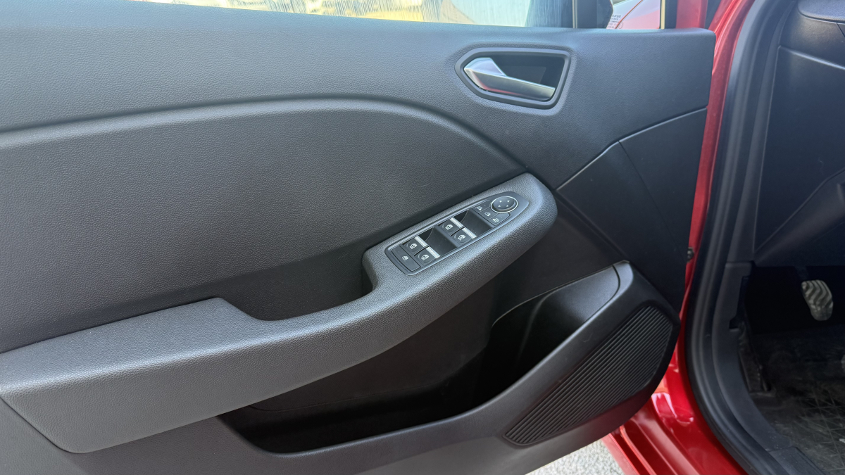 Renault Clio — 13