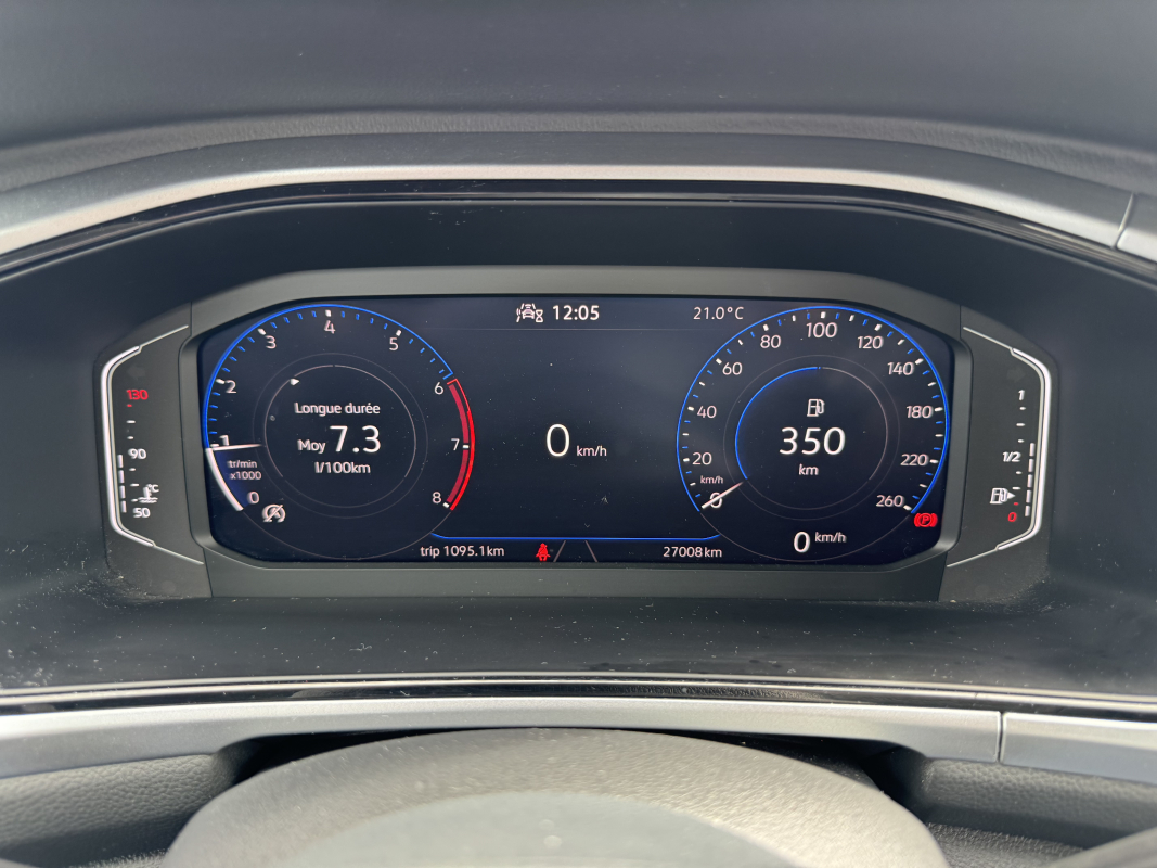 Volkswagen T-roc — 17