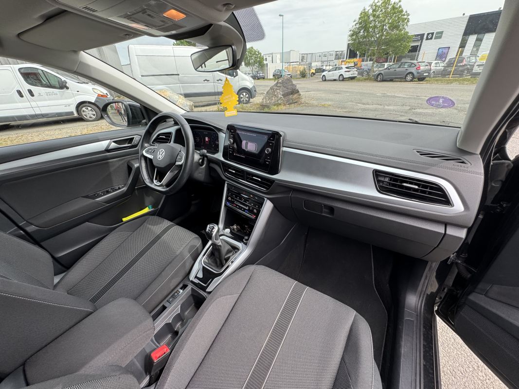 Volkswagen T-roc — 12
