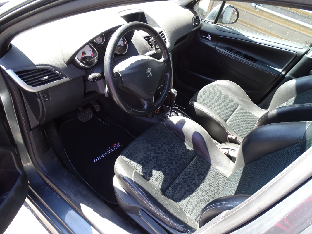 Peugeot 207 SW — 12