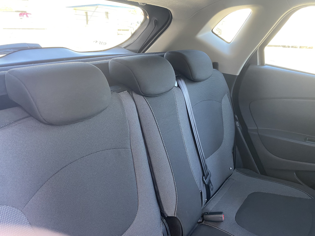Renault Captur — 32
