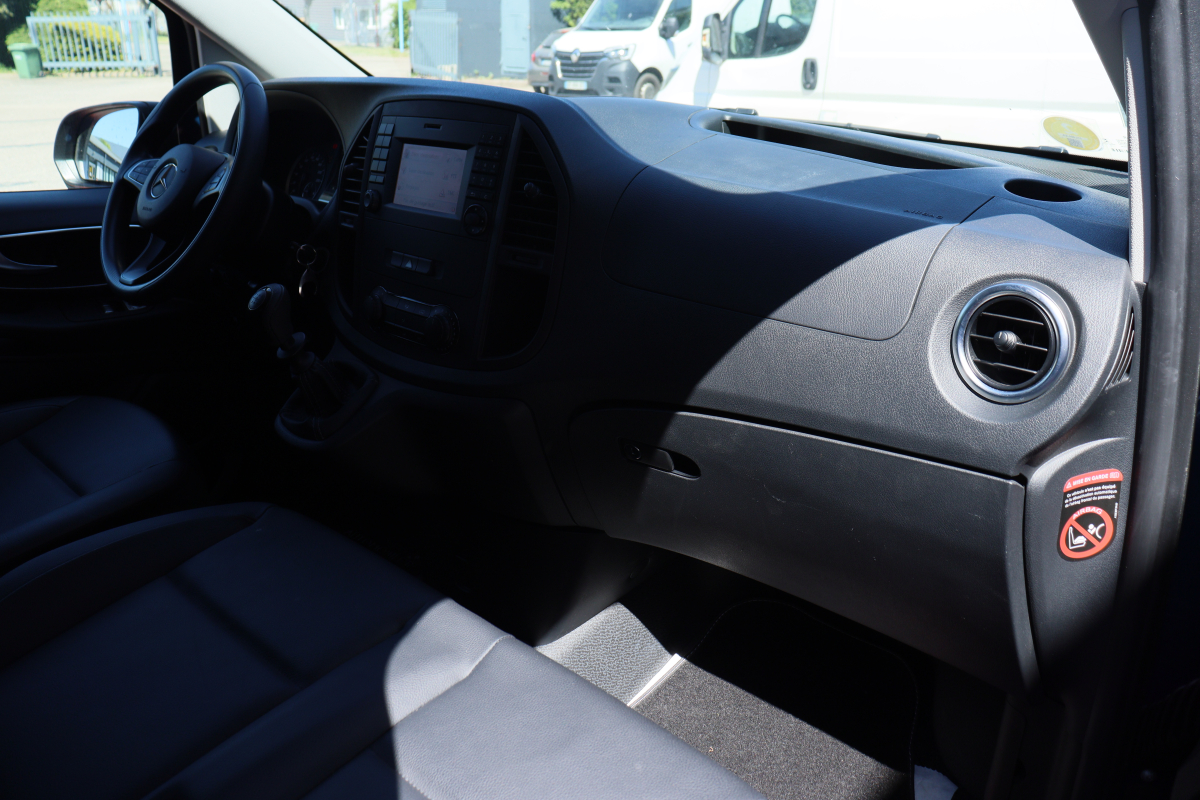 Mercedes Vito — 10