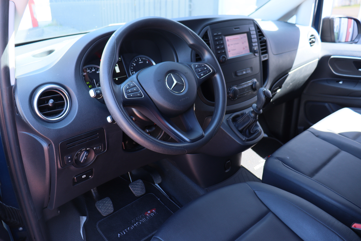Mercedes Vito — 16
