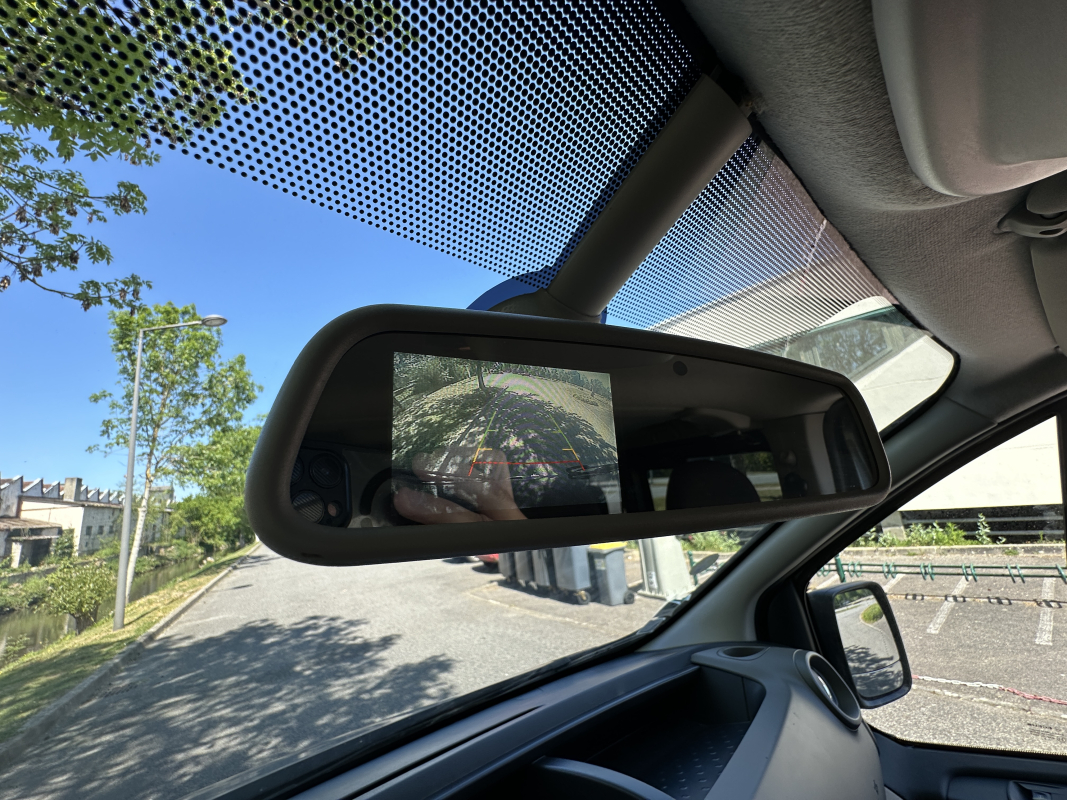 Renault Trafic Combi — 12