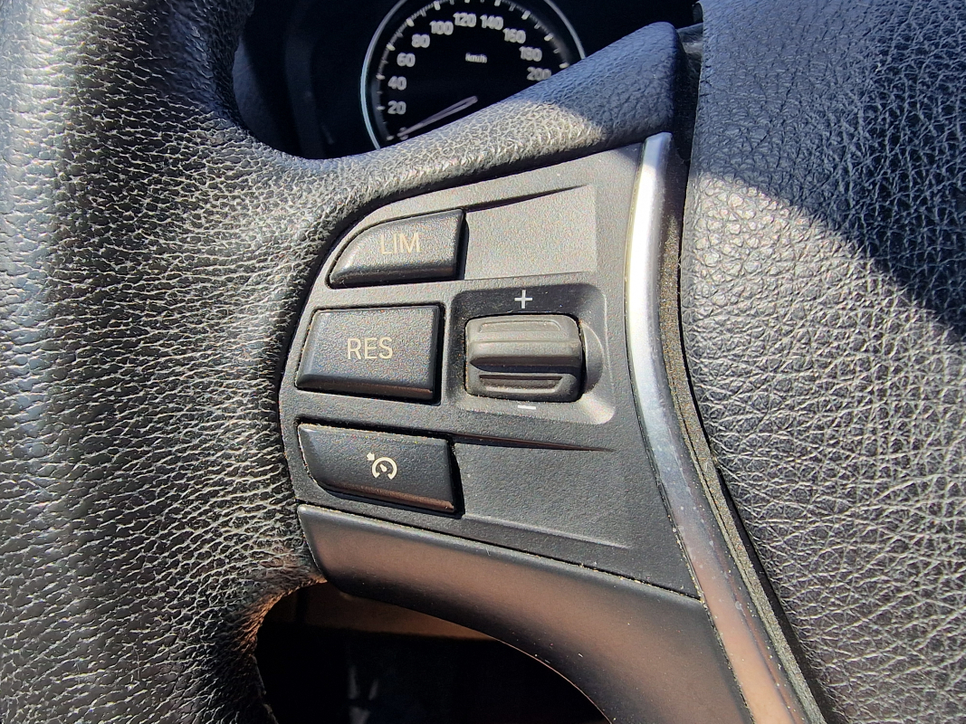 Bmw Série 1 — 26