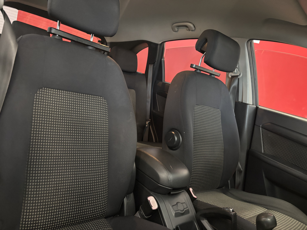 Chevrolet Captiva — 25