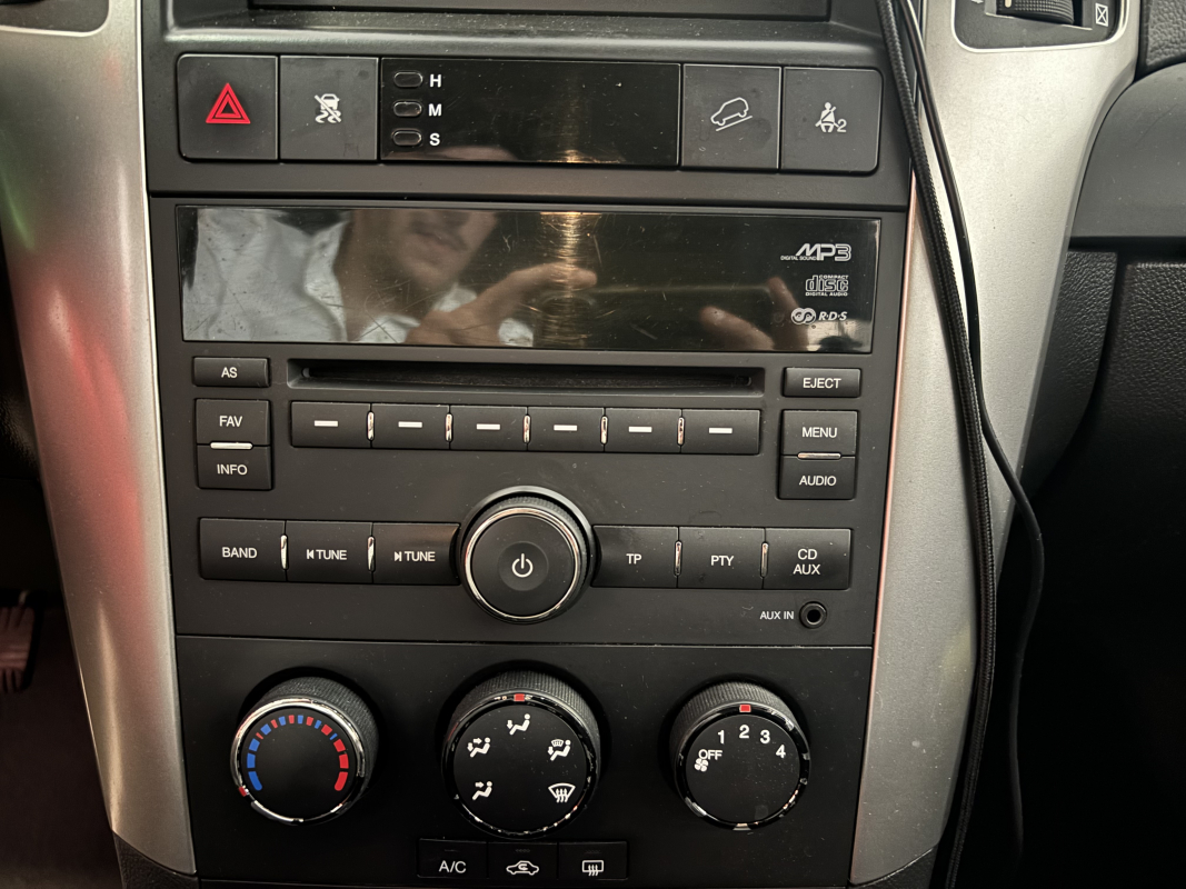 Chevrolet Captiva — 16