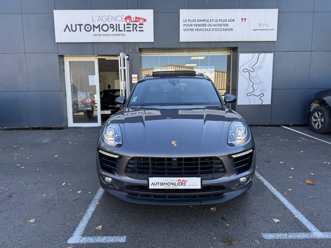 Porsche Macan — 3